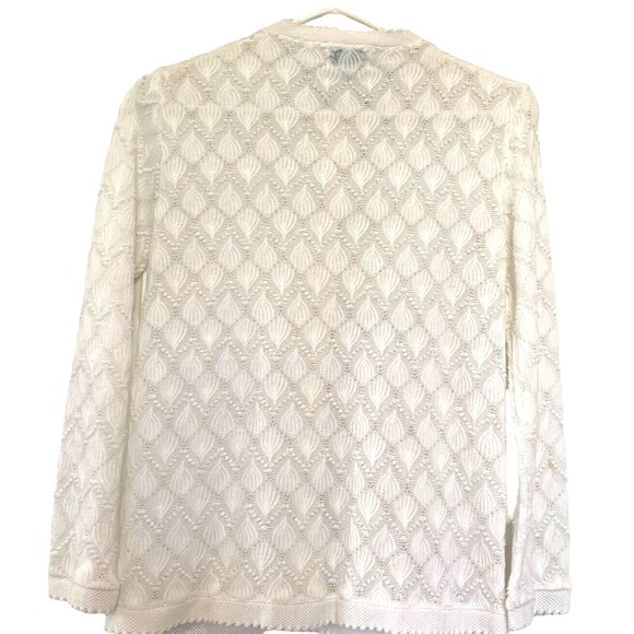 Elegant White Textured Cardigan - Picture 7 of 8